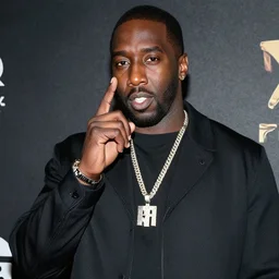 p diddy calling the shots to assassinate tupac