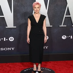 photo of a gorgeous Gillian Anderson (1985) pink pixie cut hair by Mario Testino, detailed, full body shot, award winning, Sony a7R