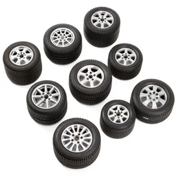 8 wheels racing car photo