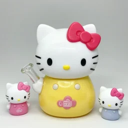 hello kitty pudding glass bong cute kawaii sanrio y 2 k aesthetic 4 5 mm photography colorful hyper detailed