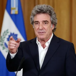 mauricio macri photographed