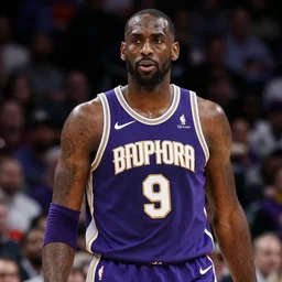 A photo of Le-bron Jahame