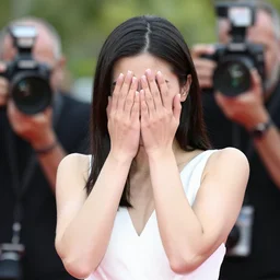 embarrassing paparazzi photos