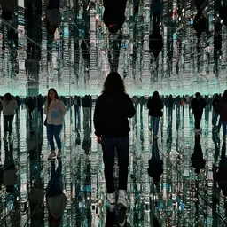 infinity mirror.