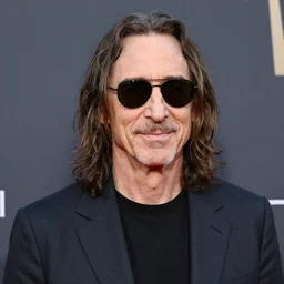 Steve Buscemi with sunglass