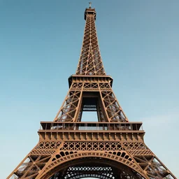 Sauron's Eye from LotR at the top of the Eiffel Tower
