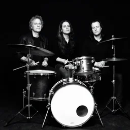 grunge rock drums, by guy denning, sandra chevrier and fintan magee, ismail inceouglu, mystic high contrast, noir, monochorme