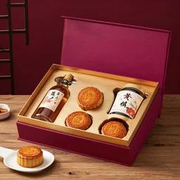 mooncake 🥮 with wine bottle gift box