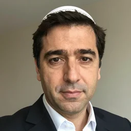 photo realistic, selfie, marc cuban at the kotel wearing a kippah