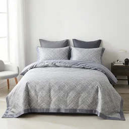 photo of studio apartment, grand prismatic springs bedsheets