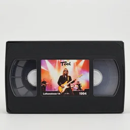 Tool, the band Tool live at Lollapalooza 1994, live in concert, alternative metal, 1994 VHS quality