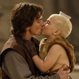 Jar-Jar Binks passionately kissing Anakin Skywalker