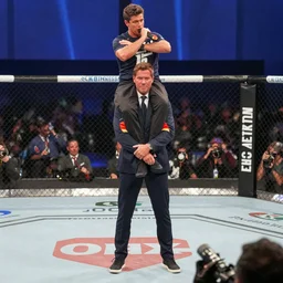 thierry baudet hitting alex jones inside octagon