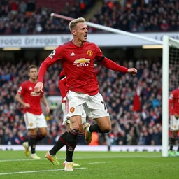TV's Roy Kent scoring a goal for for Manchester United in 2019