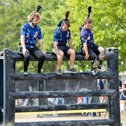 Crayta characters doing an obstacle course