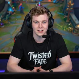 ali larsen twitch streamer twisted fate leauge of legends