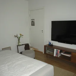 photo of a interior taken with a cheap digital camera