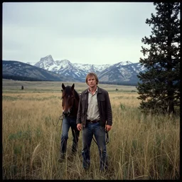 photo, wyoming, film still from no country for old men ( 2 0 0 7 ), kodak ektachrome 1 2 0, 2 6 mm,