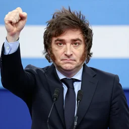 argentina politician Javier milei breaking the chains of opresión