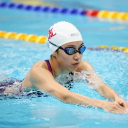 Sia Furler swimming