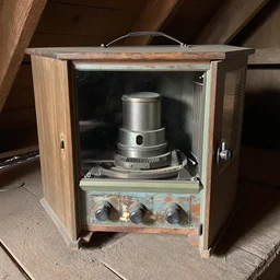 look at this most amazing device i found in my grandpa's attic! what do you think this thing even does?