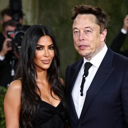 elon musk and kim kardashian romantic couple