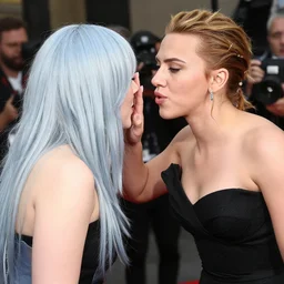 scarlett johansson slapping cosplayer