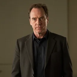 Bryan Cranston as Gordon Freeman, photo