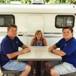 his boss only let him take one week off the summer of 2 0 1 2 and don't worry i not in the middle in this picture the table is in the middle between my mom and i not like the other picture with my mom dad and i at the trailer at green acres with me in the middle and i don't like the middle and i repeating stupid middle and annoy my dad