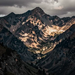 lakeside mountains, mannerism