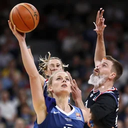 jacinda ardern playing basketball with christopher luxon's head