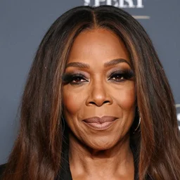 whoopi goldberg with really thick eyebrows