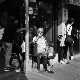 Candid Street Photography. Verichrome Pan 80
