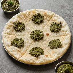 idli pizza with pudina chutney toppings