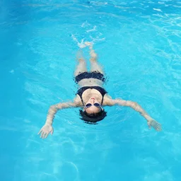 drowning in a pool