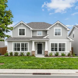 single family home. est price : $ 1, 0 0 0, 0 0 0