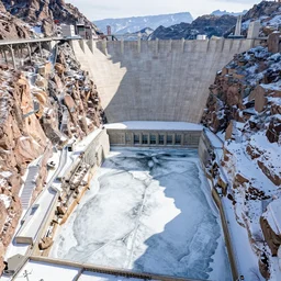 hoover dam in winter, frozen, ice, snow